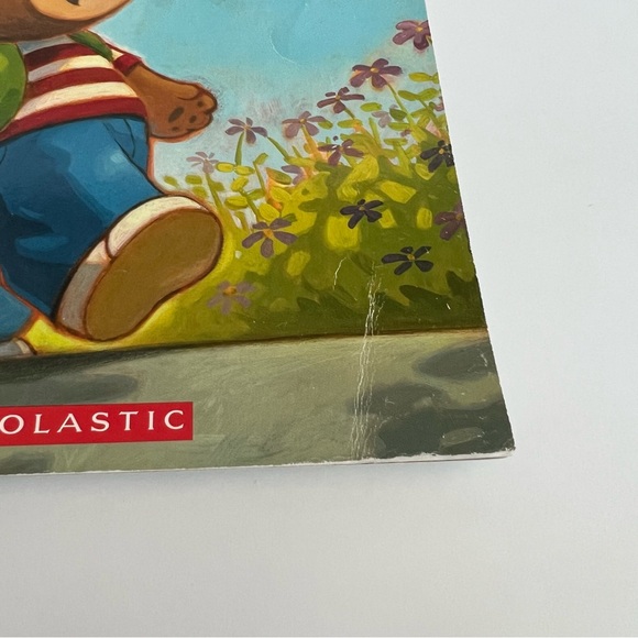 A teacher for Bear by Anne-Marie Pace, children’s paperback book - Picture 13 of 16